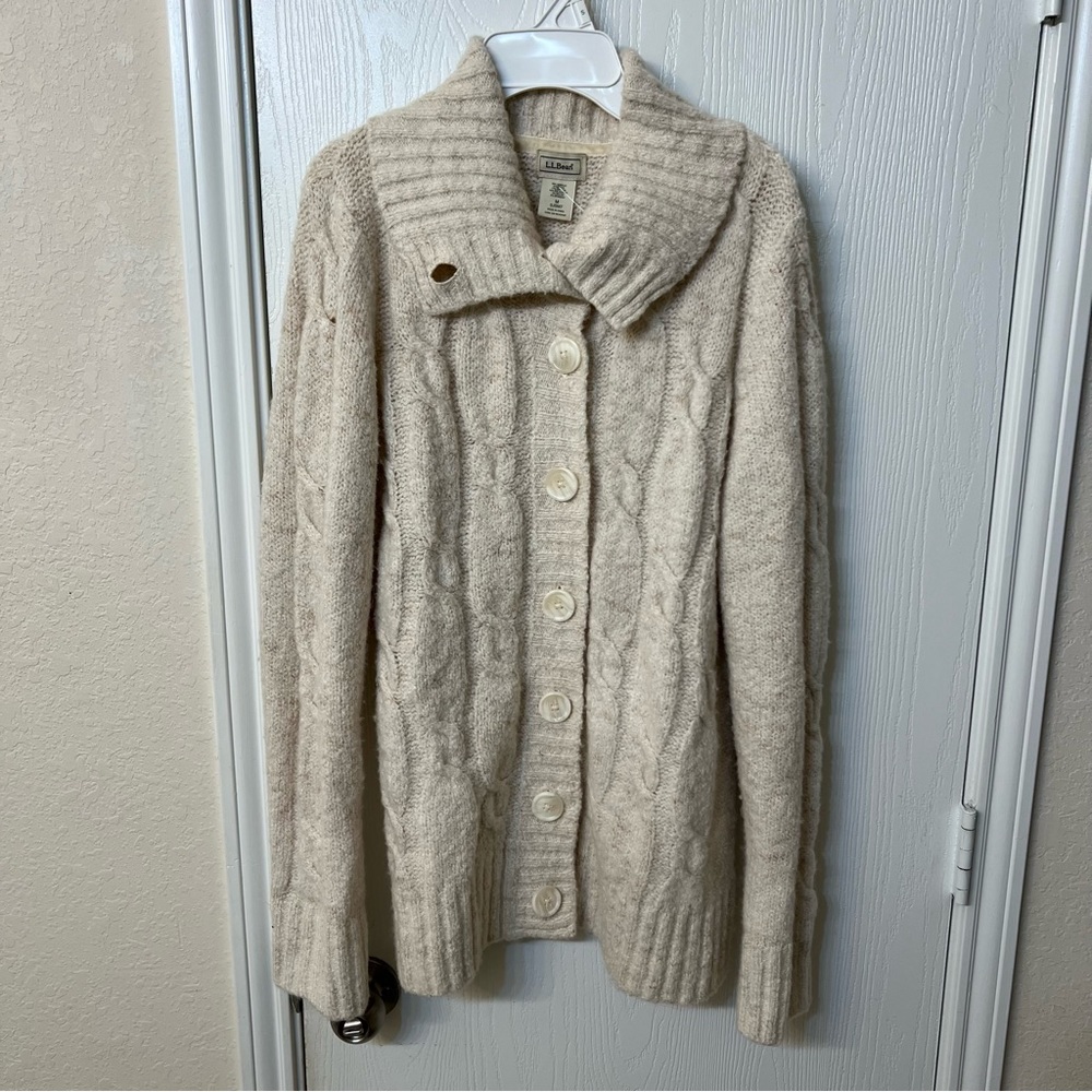 L.L. Bean Women's Acrylic Wool Blend White Cardigan Fisherman Sweater - Size M